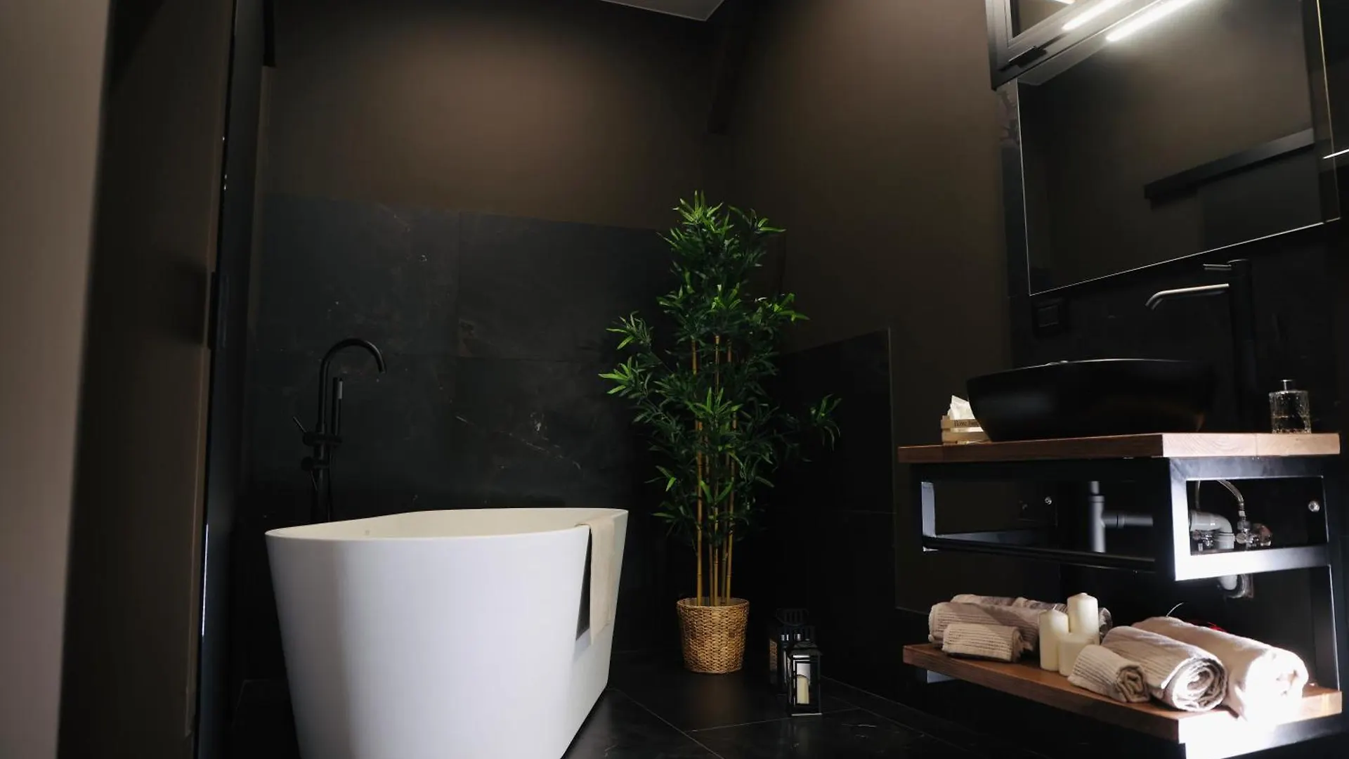 Fuochisti House Apartment Catania Italy